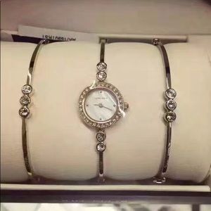Sold！New Anne Klein Bangle Watch and Bracelet Set